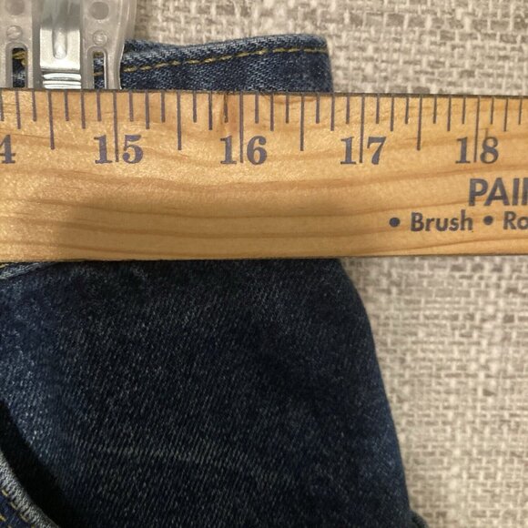 Cabelas Jeans Mens 32x32 Blue Classic Fit Denim Straight Leg 100% Cotton. - Picture 3 of 8